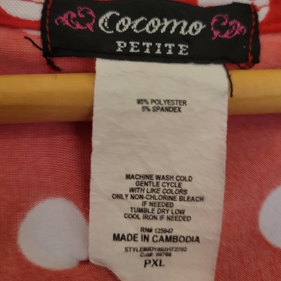 Red & White Polka Dot Dress Size:PXL - Picture 2 of 7